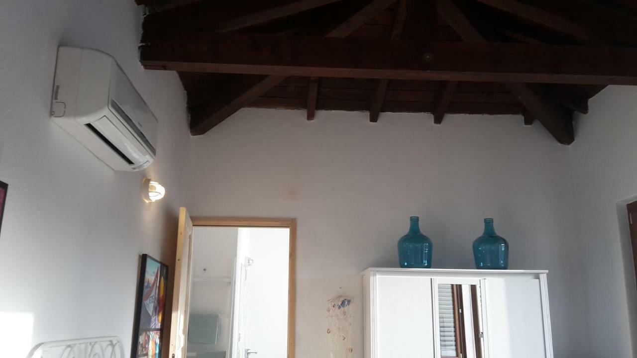 Bed and Breakfast La Casa Di Nina à La Maddalena  Extérieur photo